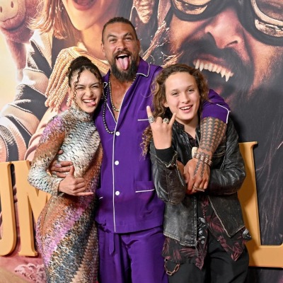 Lola Lolani Momoa with her father, Jason Momoa, and brother, Nakoa-Wolf Manakauapo Namakaeha Momoa.